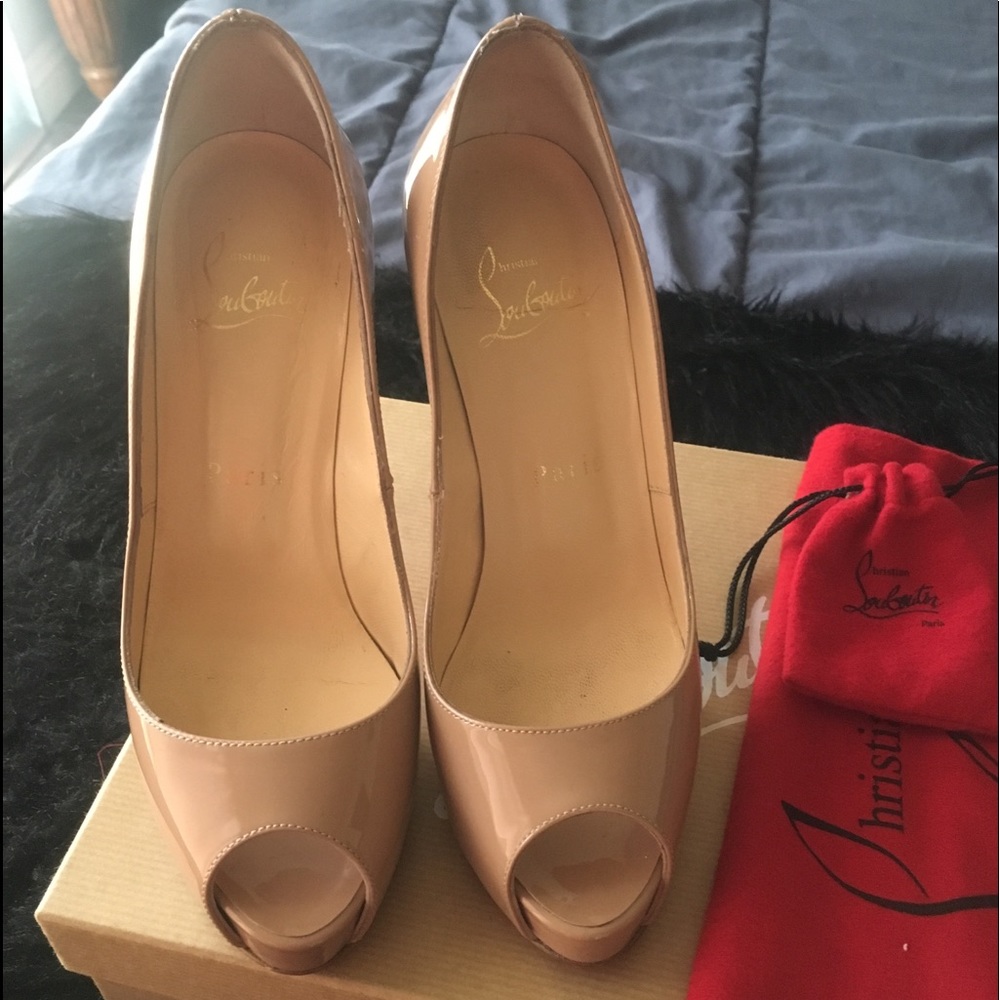 Christian louboutin size 35